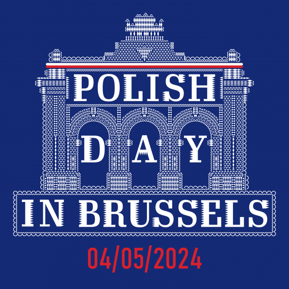 Fasada budynku i napis w jeżyku angielskim Polish Day in Brussels