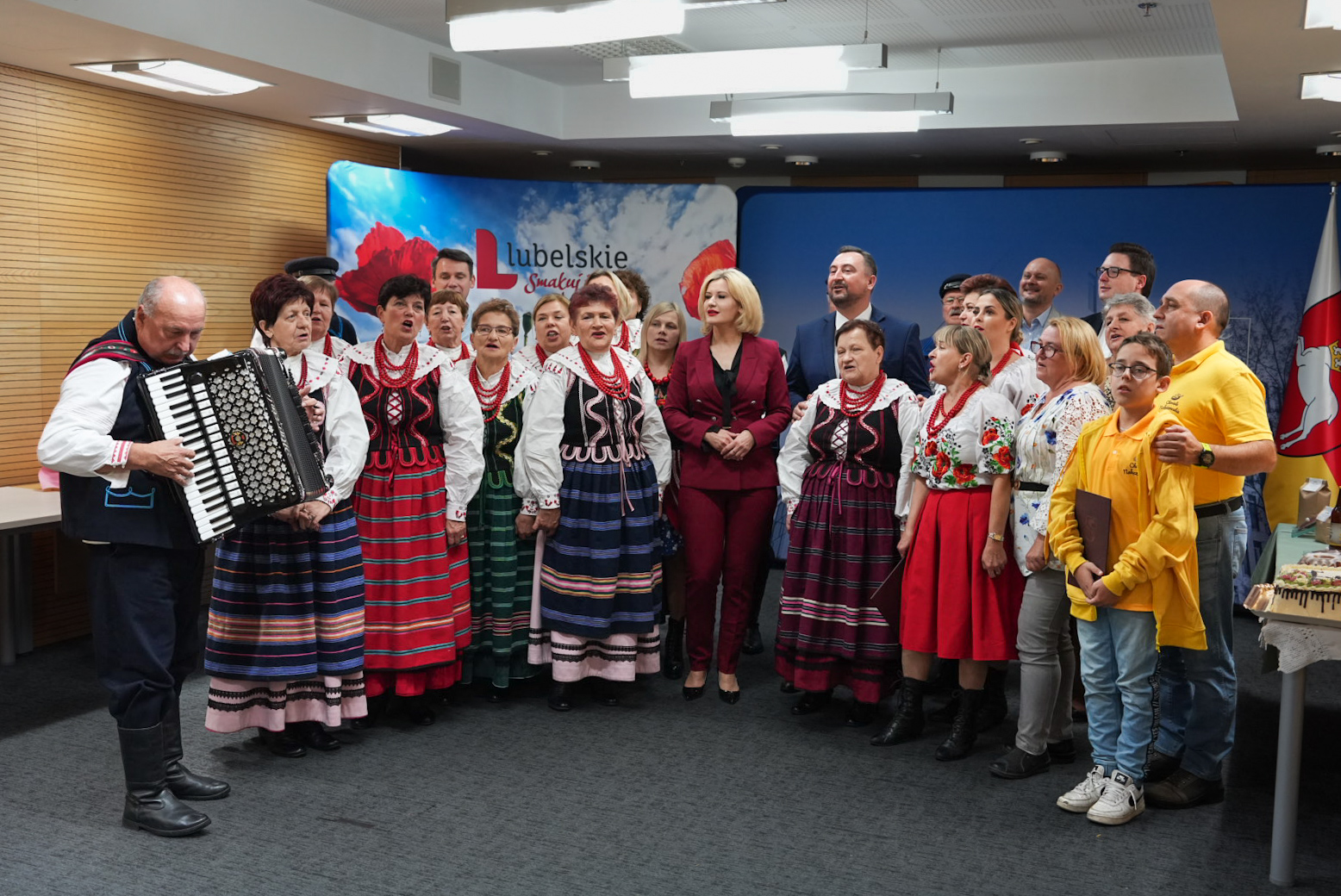 Podziękowanie za kulinarne promowanie regionu w kraju oraz 2. miejsce na Dożynkach Prezydenckich