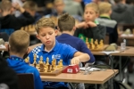 partia szachów dwóch zawodników podczas zmagań szachistów w ramach OOM